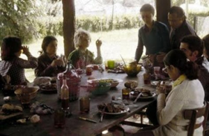 Figura 9- Desfrutando com os amigos de la Plata um "Asado" na casa quinta do sogro de Cueto, o advogado Dr. Carrera.